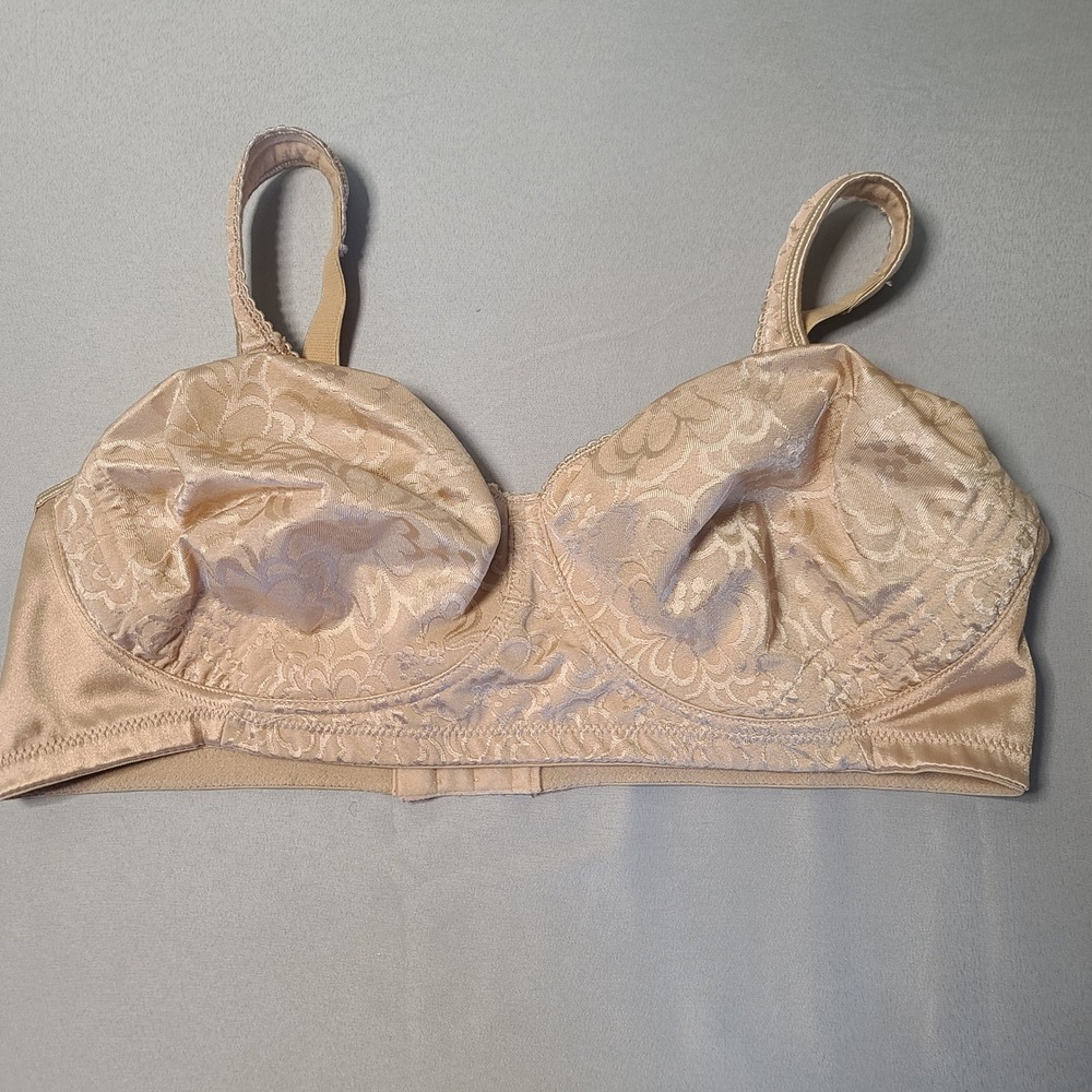 Playtex Wireless Bra Womens 44C Beige Floral Jacquard Full Coverage 4745 Comfort